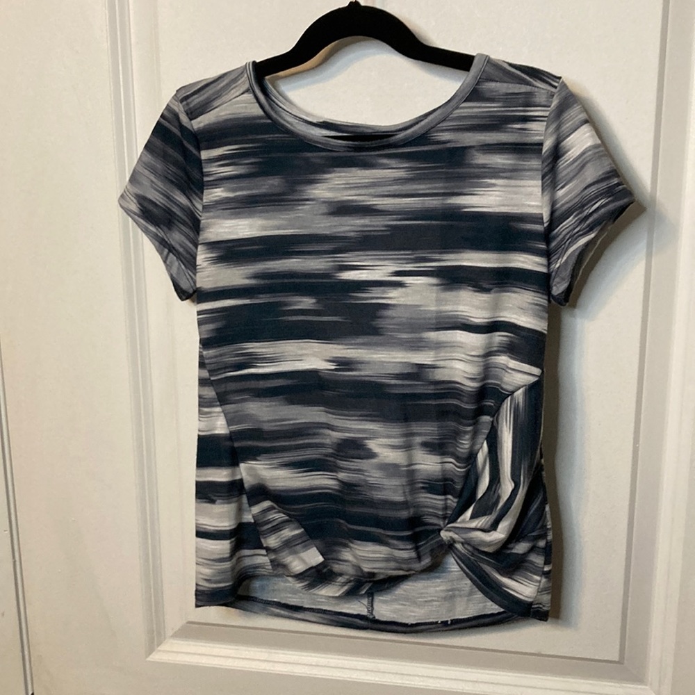🌖SO 7/8 short sleeve black and white shirt